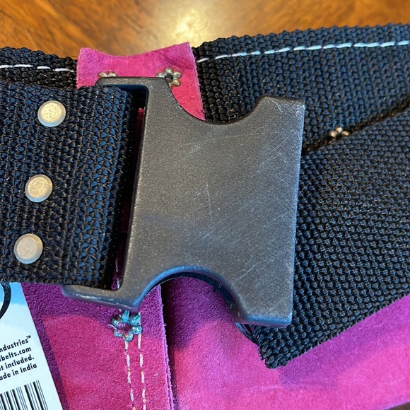 NEVER USED - 11 POCKET HEAVY DUTY SUEDE TOOL BELT - PINK - Picture 11 of 12